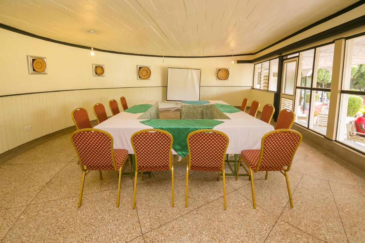 Green Hills Hotel Nyeri Exterior foto